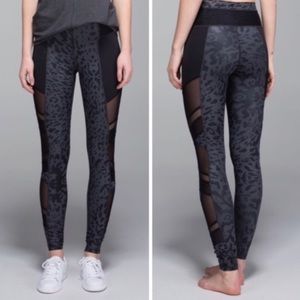 Lululemoon Just Breathe Pant - Size 6
